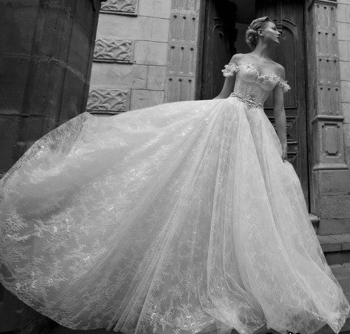 Spring/ Summer 2012 Wedding Dress Trends To Die For | WeddingElation